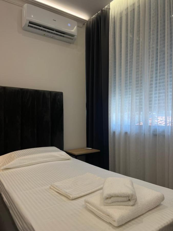 Checkpoint Tirana Apartments Exterior photo
